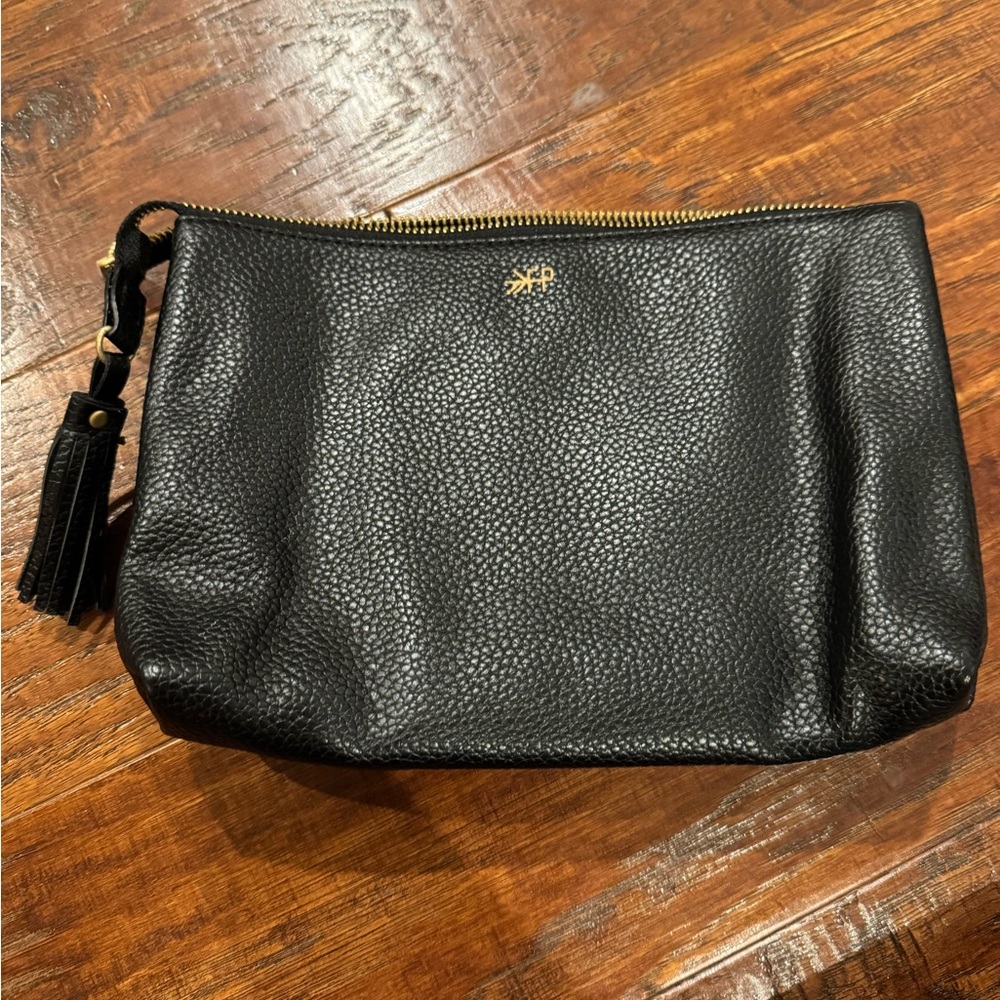 Freshly Picked Black Pebble Leather pouch with Tassel